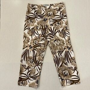 COPY - Valerie Stevens 8 petite brown tropical capri pants